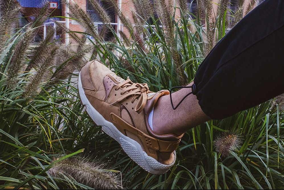 Afbeelding van NIKE AIR HUARACHE